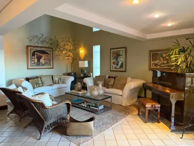 Apartamento com 4 Quartos à venda, 273m² no Fundinho, Uberlândia