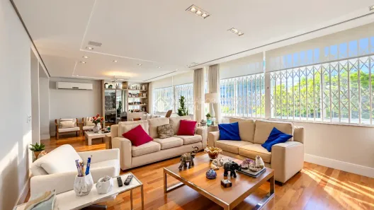 Apartamento com 3 Quartos à venda, 155m² no Azenha, Porto Alegre