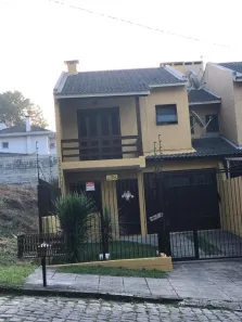 Sobrado com 3 Quartos à venda, 121m² no Ana Rech, Caxias do Sul