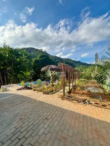 Fazenda/Sítio com 2 Quartos à venda, 1307m² no Rio Calçado, Guarapari