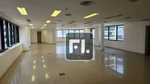 Sala Comercial para alugar, 223m² no Cidade Monções, São Paulo