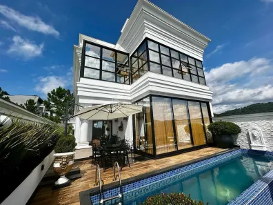 Casa de Condomínio com 4 Quartos à venda, 550m² no Centro, Camboriú