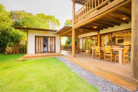 Sobrado com 3 Quartos à venda, 215m² no Praia do Estaleirinho, Balneário Camboriú