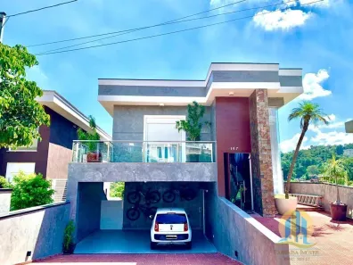 Casa com 3 Quartos à venda, 270m² no Suru, Santana de Parnaíba