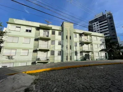 Apartamento com 2 Quartos para alugar, 84m² no Nossa Senhora de Lourdes, Santa Maria