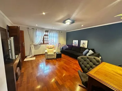 Sobrado com 3 Quartos à venda, 279m² no Horto Santo Antonio, Jundiaí