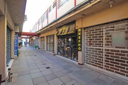 Ponto Comercial para alugar, 30m² no Azenha, Porto Alegre