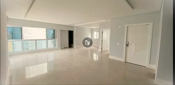 Apartamento com 3 Quartos à venda, 132m² no Pioneiros, Balneário Camboriú