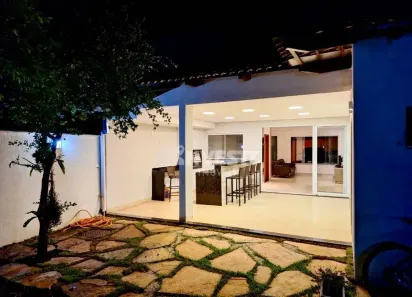 Casa de Condomínio com 3 Quartos à venda, 230m² no Loteamento Portal do Sol I, Goiânia