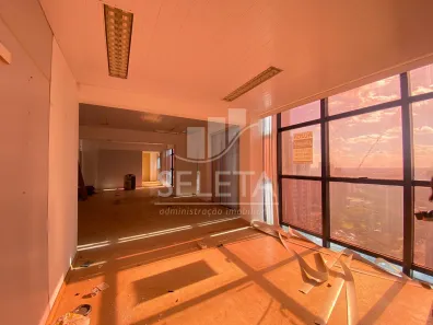 Sala Comercial para alugar, 250m² no Centro, Cascavel