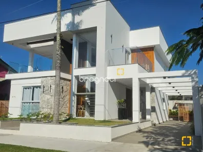 Casa com 5 Quartos à venda, 310m² no Daniela, Florianópolis