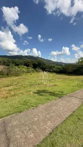 Lote/Terreno à venda, 720m² no San Fernando Valley, Atibaia