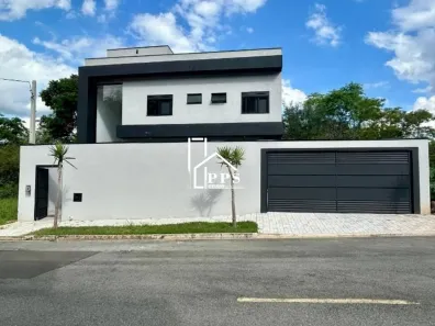 Casa com 3 Quartos à venda, 196m² no Pinheirinho, Vinhedo