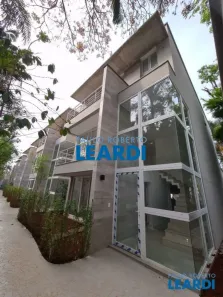 Casa de Condomínio com 4 Quartos à venda, 424m² no Jardim Cordeiro, São Paulo