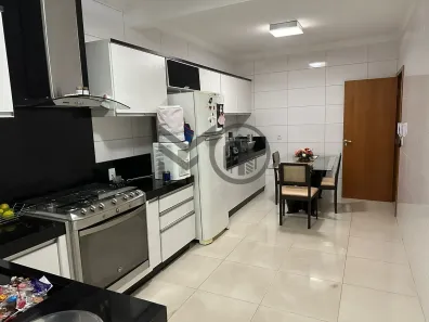 Casa de Condomínio com 3 Quartos à venda, 216m² no Recanto dos Pássaros, Cuiabá