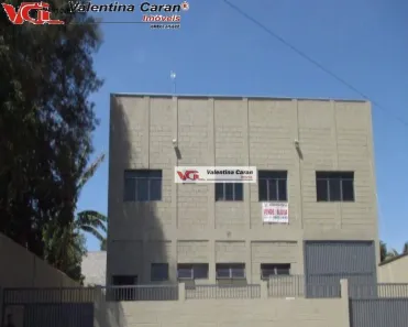 Galpão/Depósito/Armazém à venda, 750m² no Jardim São João, Salto