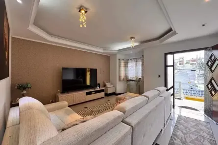 Sobrado com 4 Quartos à venda, 235m² no Jardim Las Vegas, Santo André