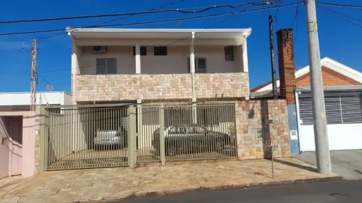 Sobrado com 3 Quartos à venda, 156m² no Jardim Tabapuã (Vila Xavier), Araraquara
