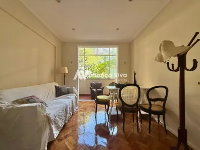 Apartamento com 2 Quartos à venda, 73m² no Copacabana, Rio de Janeiro
