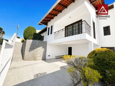 Casa com 3 Quartos à venda, 212m² no Velha Central, Blumenau