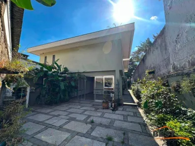 Casa com 6 Quartos à venda, 500m² no Bela Aliança, São Paulo