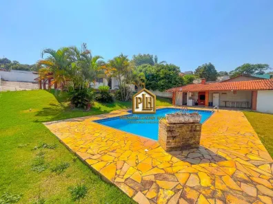 Fazenda/Sítio com 3 Quartos para alugar, 1050m² no Loteamento Pedra Bela, Atibaia