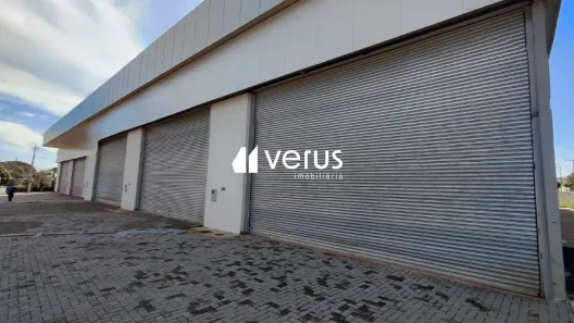 Galpão/Depósito/Armazém para alugar, 200m² no Segismundo Pereira, Uberlândia