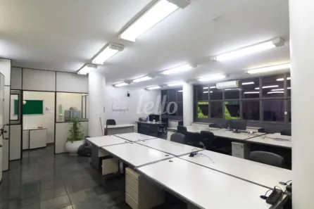 Sala Comercial para alugar, 263m² no República, São Paulo