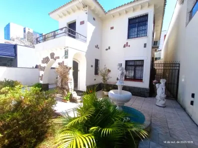 Casa com 3 Quartos à venda, 310m² no Menino Deus, Porto Alegre