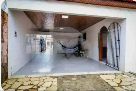 Casa com 4 Quartos à venda, 270m² no Atalaia, Aracaju
