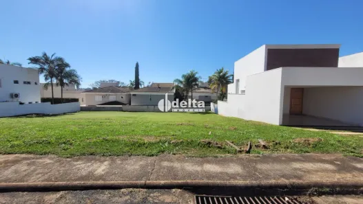 Lote/Terreno à venda, 403m² no Nova Uberlândia, Uberlândia