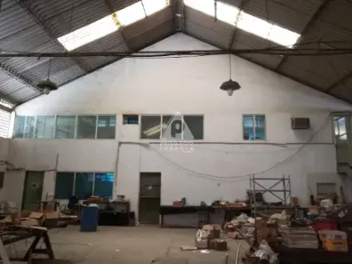 Galpão/Depósito/Armazém à venda, 2128m² no Amendoeira, São Gonçalo