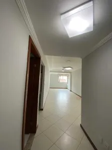 Apartamento com 2 Quartos para alugar, 100m² no Praia Campista, Macaé