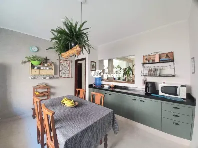Casa com 3 Quartos para alugar, 239m² no Zona Central, Rio Claro