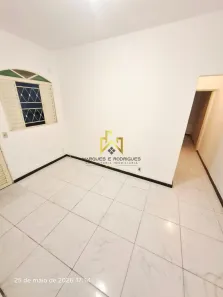 Casa com 2 Quartos para alugar, 90m² no Rio Branco, Belo Horizonte