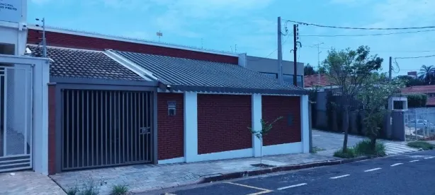 Casa com 3 Quartos para venda ou aluguel, 261m² no Vila Santa Cruz, São José do Rio Preto