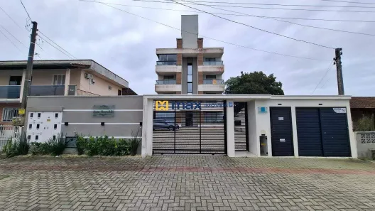 Apartamento com 2 Quartos para alugar, 67m² no Gravatá, Navegantes
