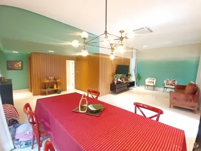 Casa de Condomínio com 3 Quartos à venda, 300m² no Adrianópolis, Manaus