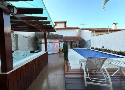 Casa com 4 Quartos para alugar, 300m² no Vila Oliveira, Mogi das Cruzes