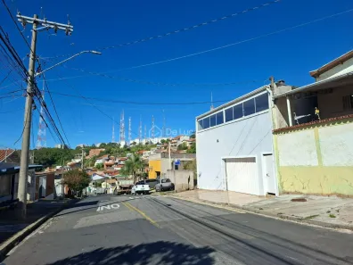 Casa com 3 Quartos à venda, 202m² no Vila Carminha, Campinas