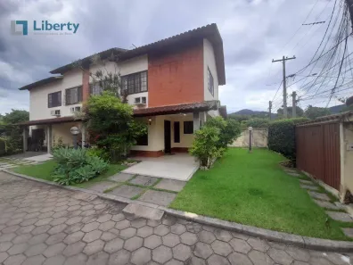 Casa de Condomínio com 2 Quartos à venda, 82m² no Itaipu, Niterói