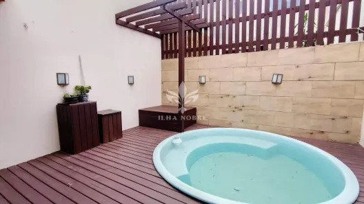 Casa com 2 Quartos para alugar, 121m² no São João do Rio Vermelho, Florianópolis