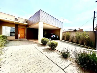 Casa com 3 Quartos à venda, 182m² no Nova Rússia, Ponta Grossa