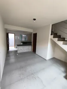 Casa com 2 Quartos para alugar, 55m² no Jardim Planalto, Carapicuíba