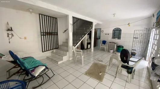 Casa com 4 Quartos à venda, 301m² no Quintino Cunha, Fortaleza