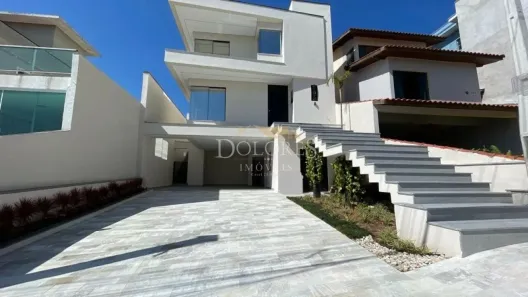 Casa de Condomínio com 3 Quartos à venda, 240m² no Parque Residencial Itapeti, Mogi das Cruzes