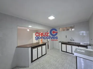 Casa com 3 Quartos para alugar, 155m² no Vila Santa Terezinha, Rio Claro