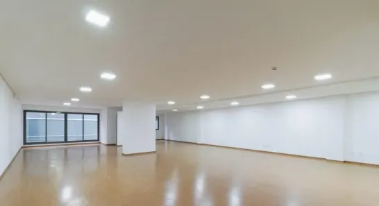 Sala Comercial para alugar, 139m² no Cabral, Curitiba