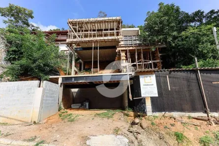 Casa de Condomínio com 3 Quartos à venda, 408m² no Engenho do Mato, Niterói