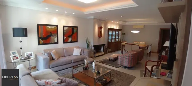 Apartamento com 3 Quartos à venda, 200m² no Vila Ipiranga, Porto Alegre